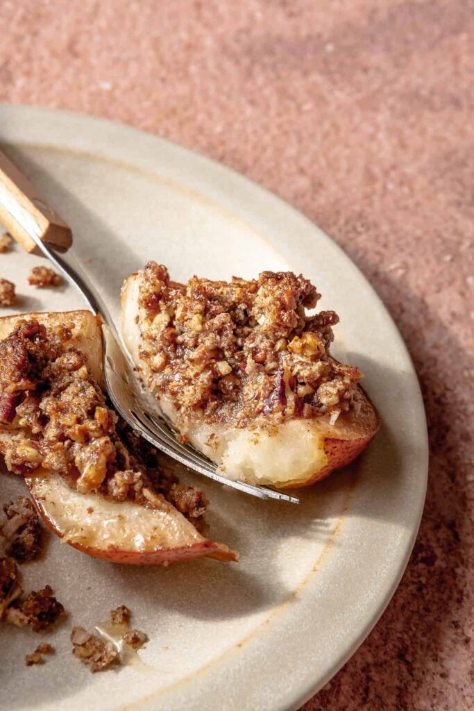 20 Dakikada Sağlıklı Lezzet: Paleo Armut Crisp Tarifi