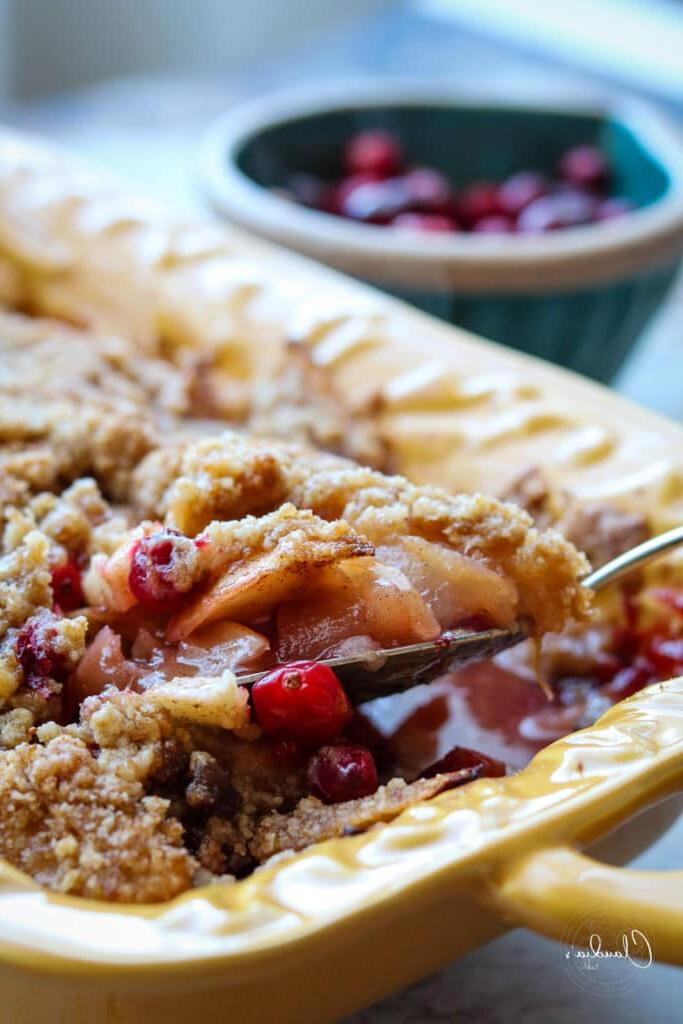 close up photo of apple cranberry crumble