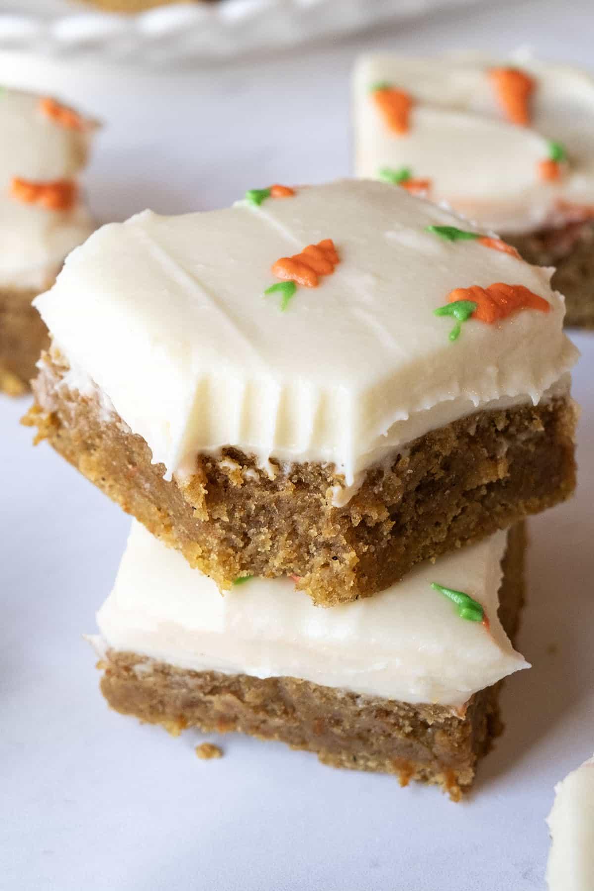 carrot cake blondies