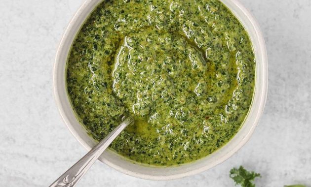 Vegan Kale Pesto