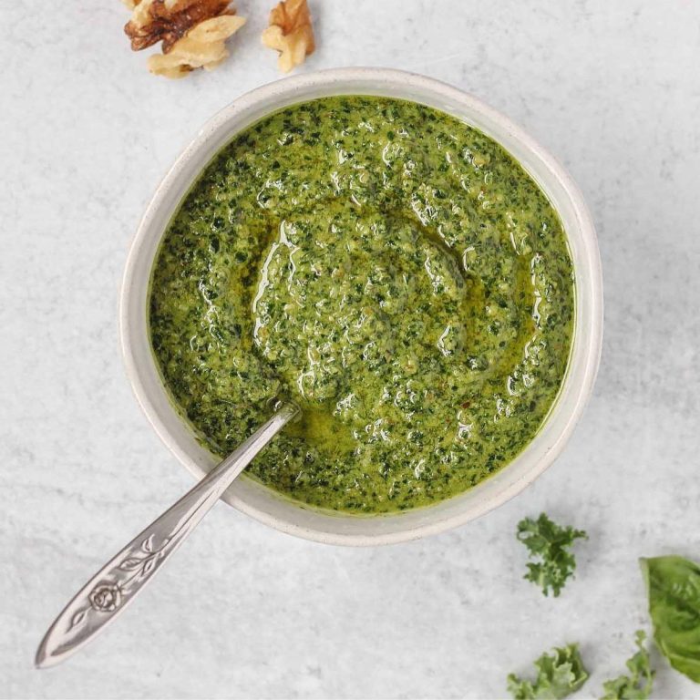 Vegan Kale Pesto